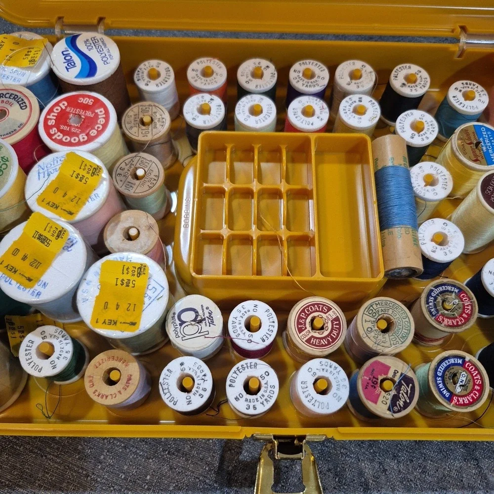 Vintage Sewing Box Wilson Wil-hold  Gold Plastic 13 x 8.5